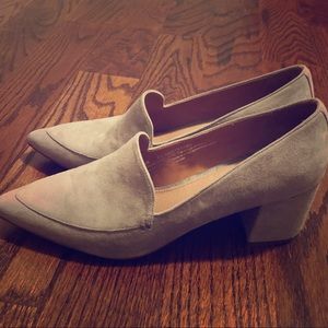 Nordstrom (Halogen) suede loafer pumps